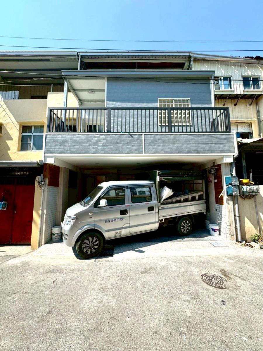 民雄金世界雙車透天